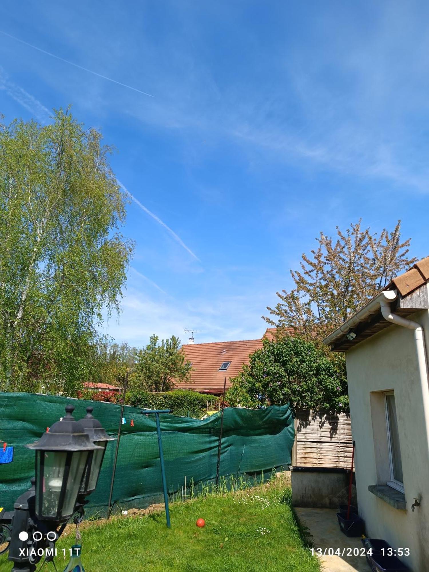 Maison Romantique Entre Deux Fleuves Chez L'Habitant Montereau-faut-Yonne Exterior foto
